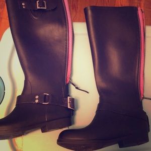 Steve Madden Tsunami boots